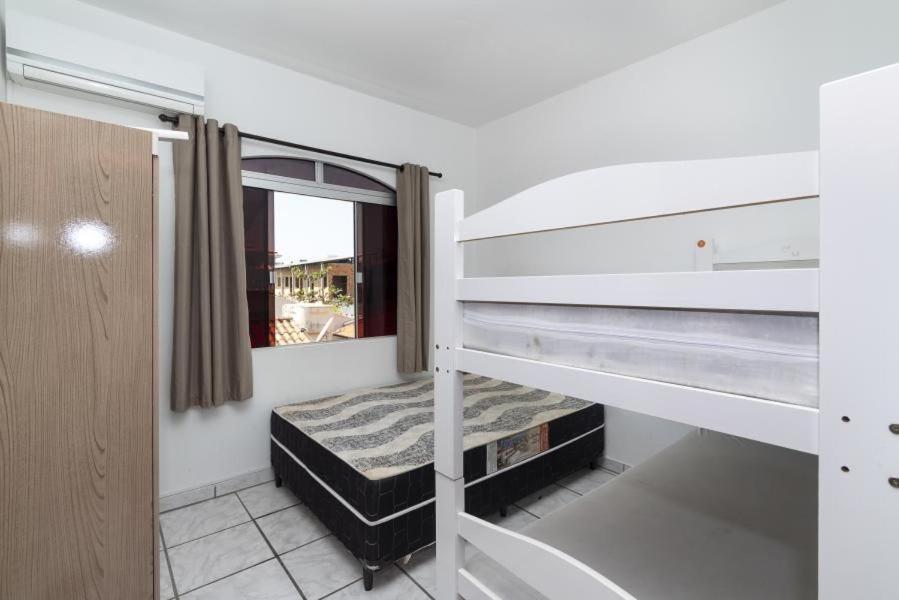 Residencial Ipe Amarelo Daire Bombinhas Dış mekan fotoğraf