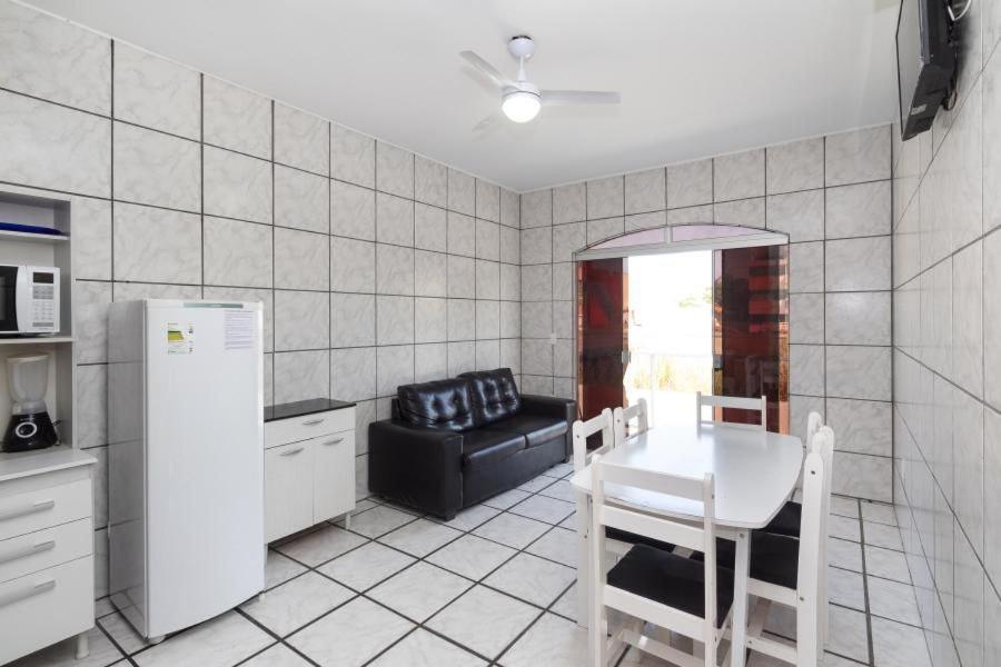 Residencial Ipe Amarelo Daire Bombinhas Dış mekan fotoğraf