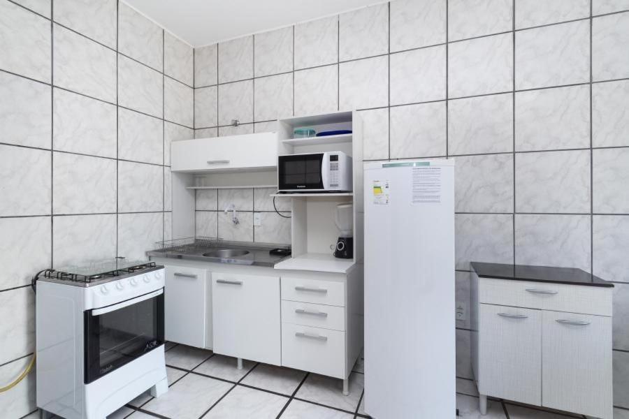 Residencial Ipe Amarelo Daire Bombinhas Dış mekan fotoğraf